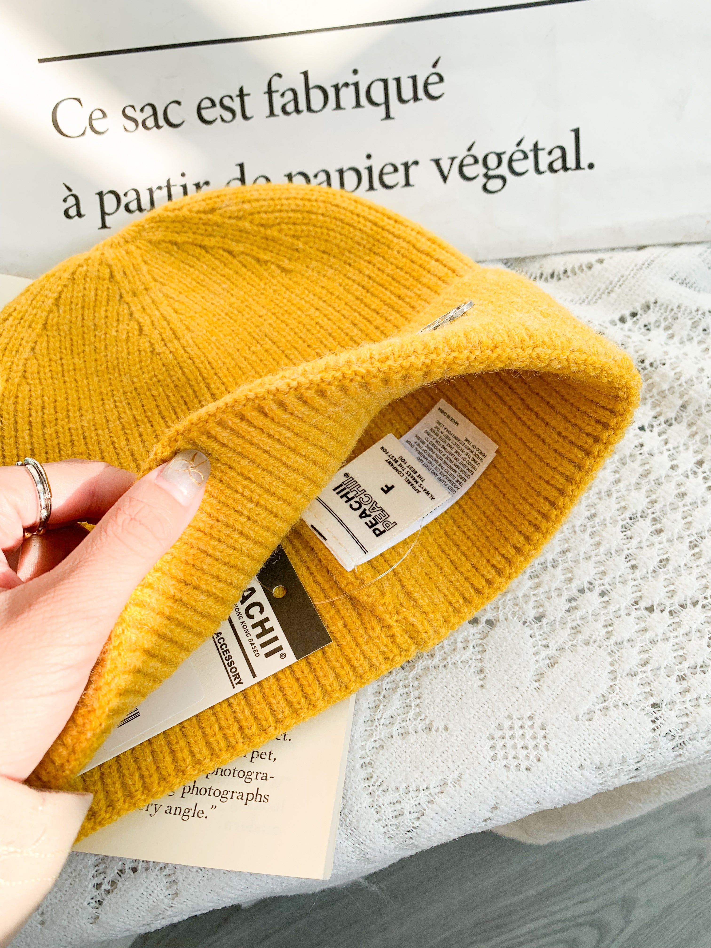 Peachii knit Beanie Yellow EA9332