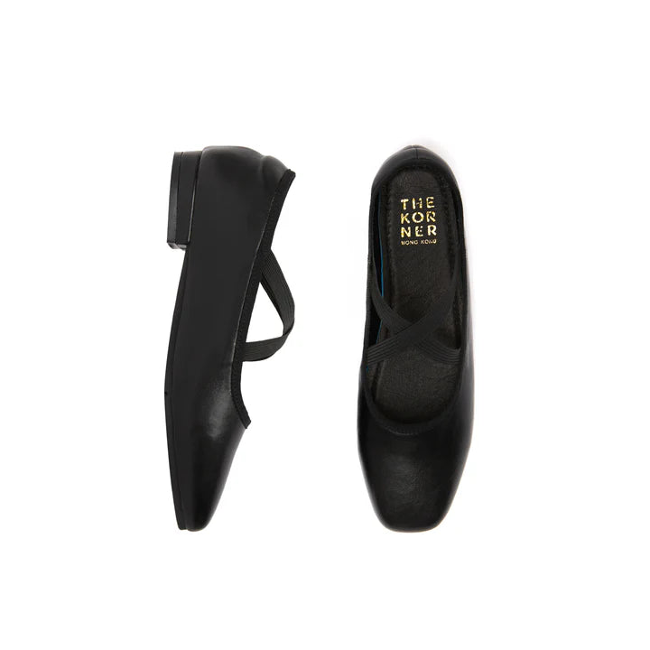 The Korner Kross Ballet Flats Black