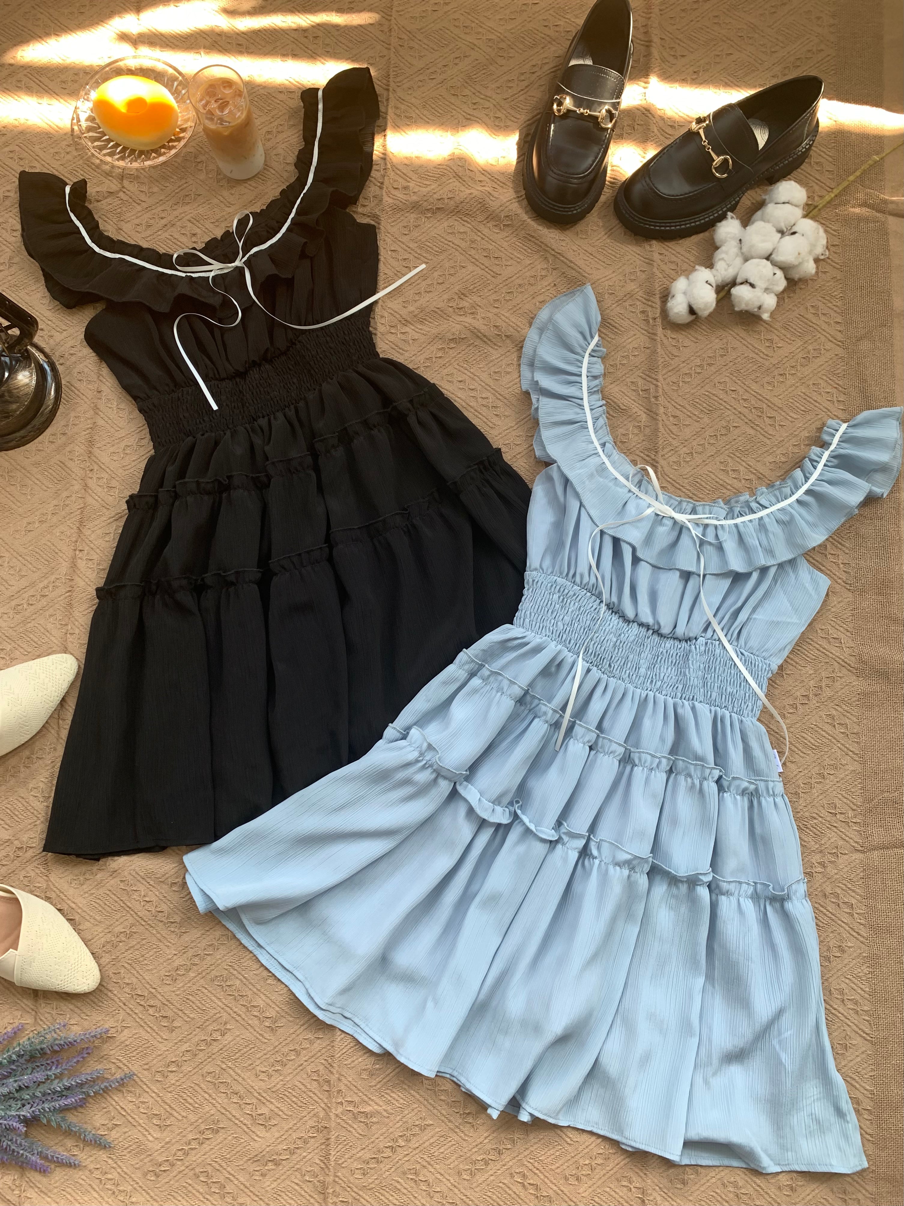 【買一送一】Peachii Laced Neckline Dress Blue EA2364