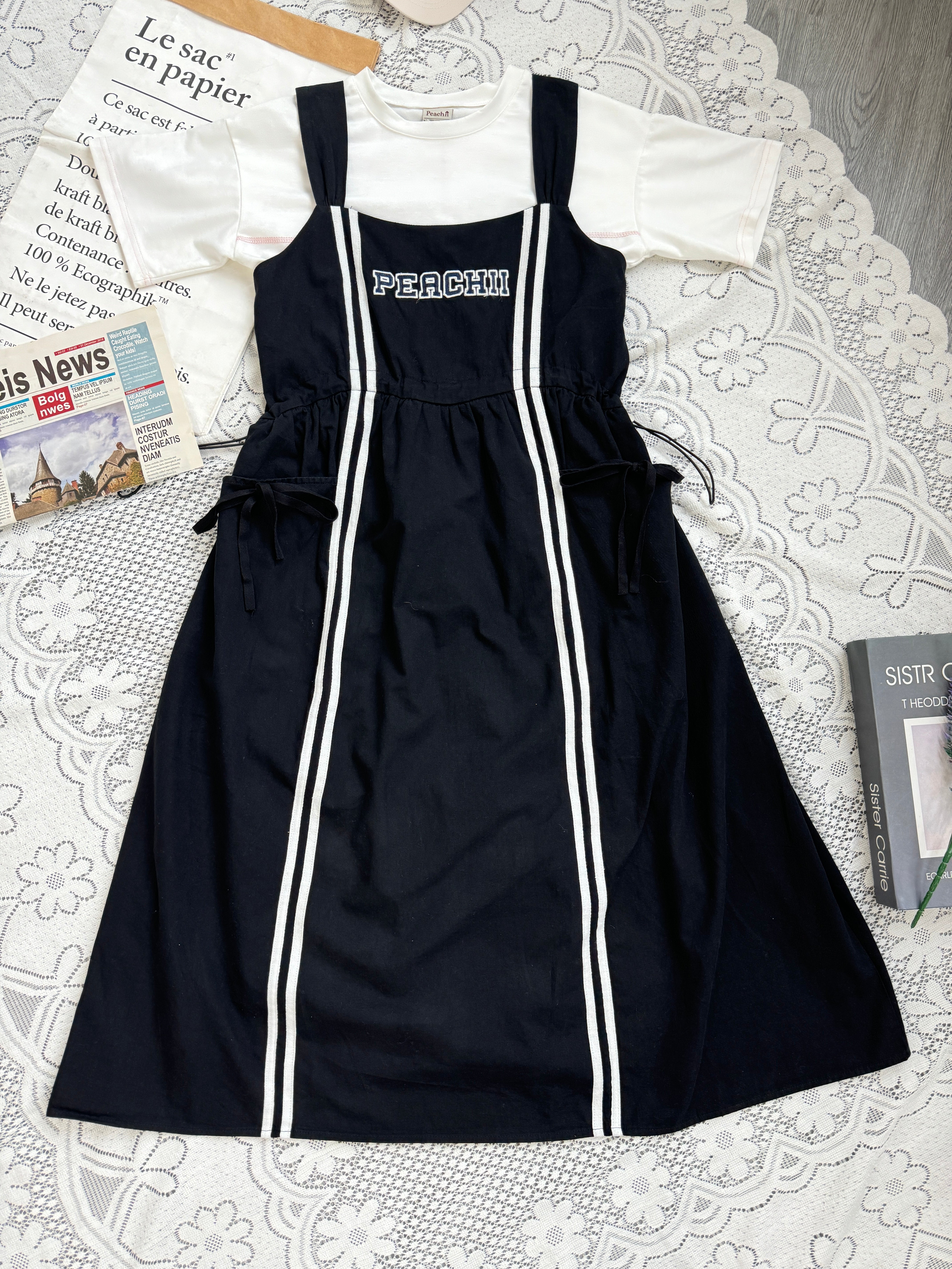 【買一送一】Peachii Casual  solid Drawstring Pleased Suspenders Midi Dress Black EA2396