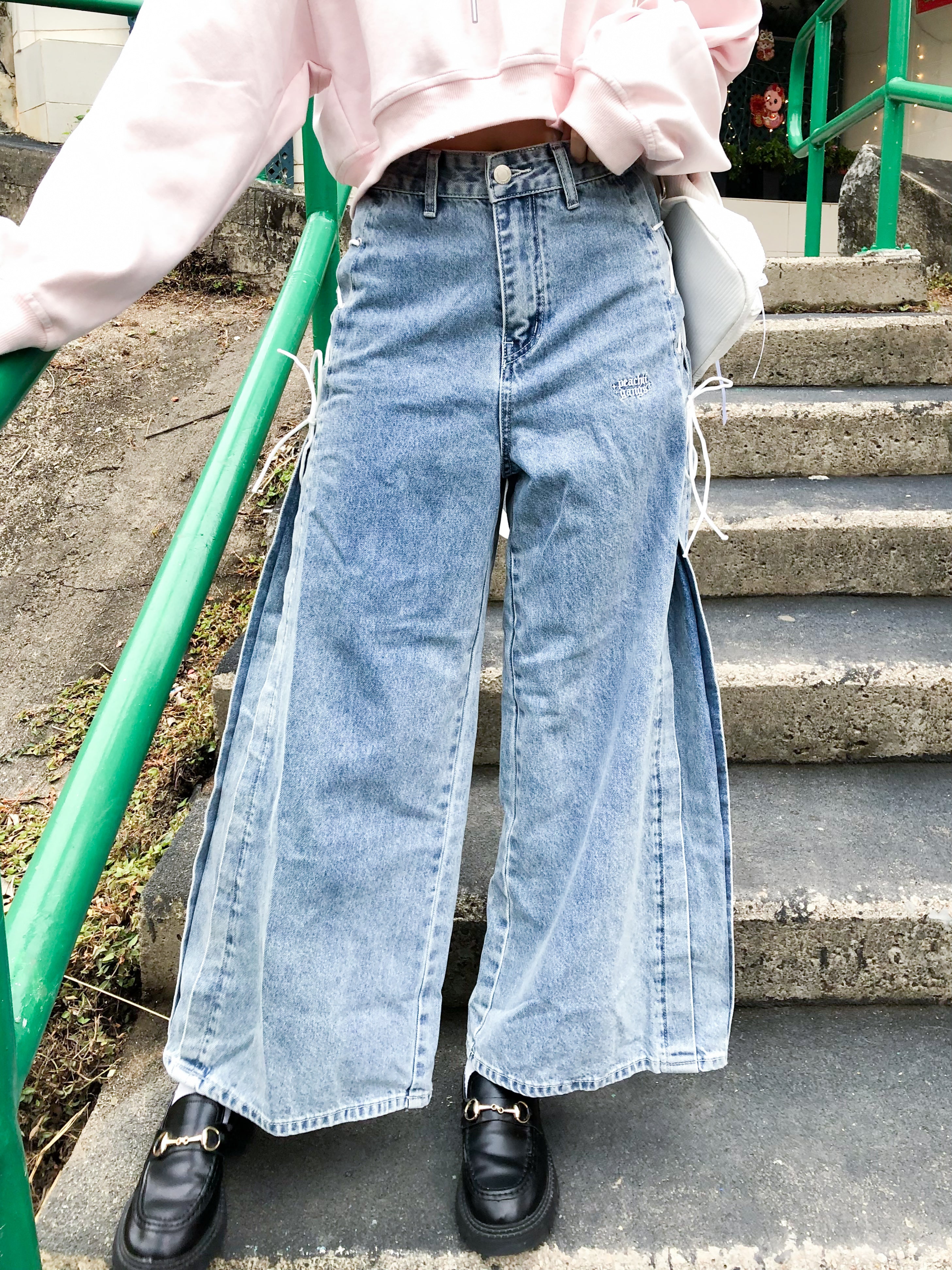 Peachii Denim Embroidery Pants Blue EA6089