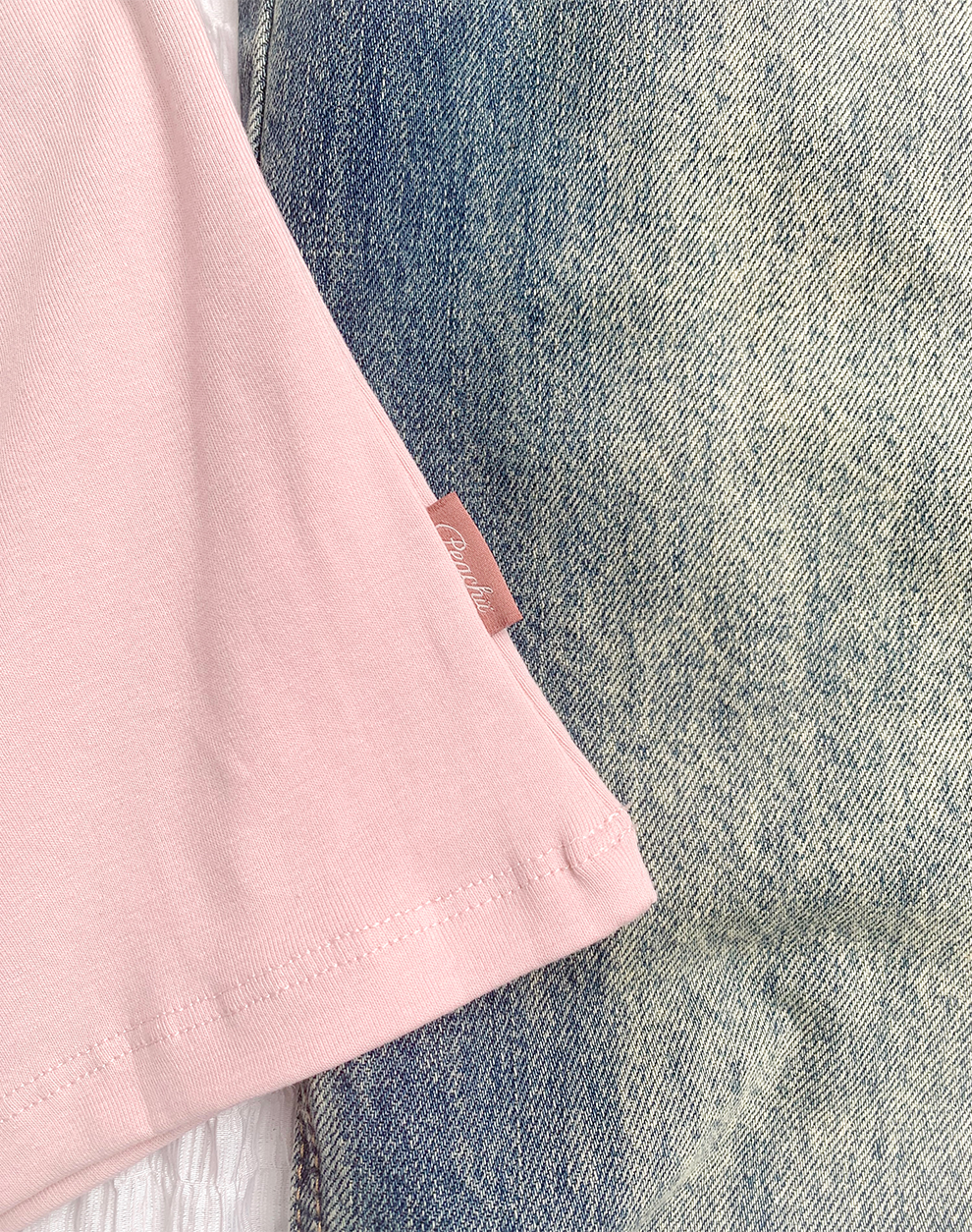 【買一送一】Peachii Printed Logo Lace Sleeveless Top pink EA1240