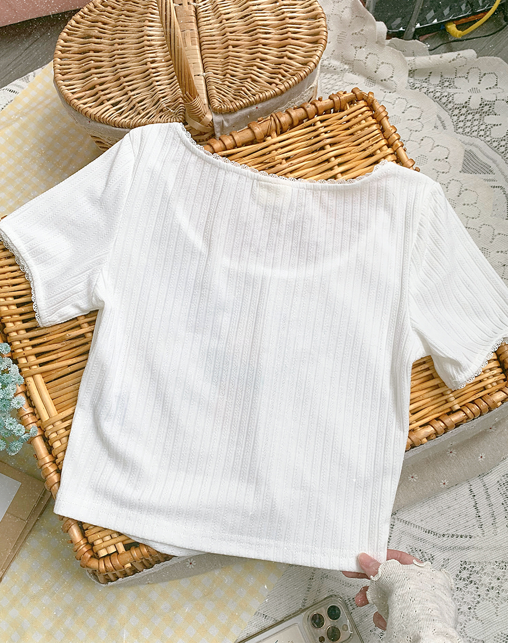 【買一送一】Peachii Little Bear Lace Knitted Top White EA1239